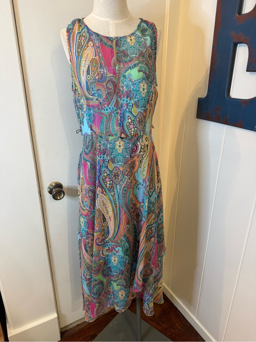 Tommy Hilfiger Multicolor Paisley Sleeveless Midi Dress in Teal & Pink Sz 6 NWT
